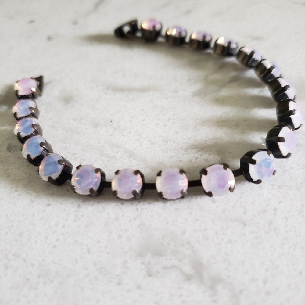 Women's bracelet